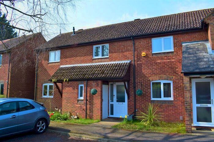 3 Bedroom Terraced House To Rent In Heyford Mead, Kidlington, OX5