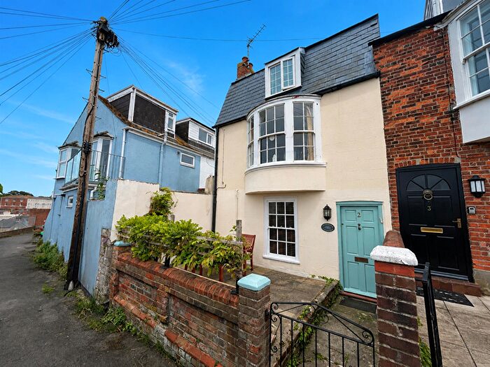 2 Bedroom End Of Terrace House For Sale In Trinity Terrace, Weymouth, DT4