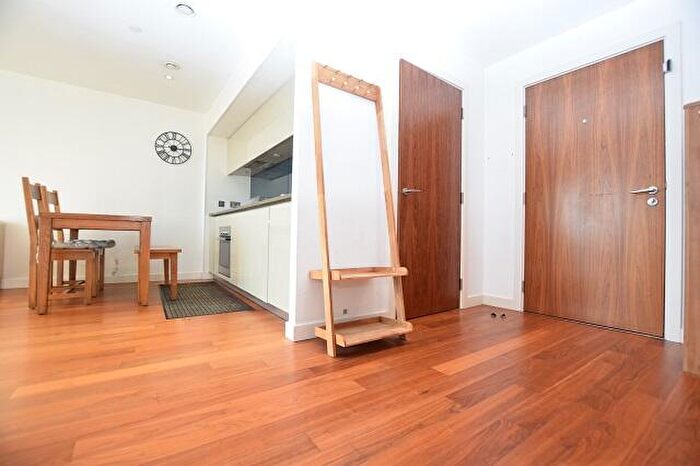 2 Bedroom Apartment To Rent In City Lofts St. Pauls, St. Pauls Square, Sheffield, S1