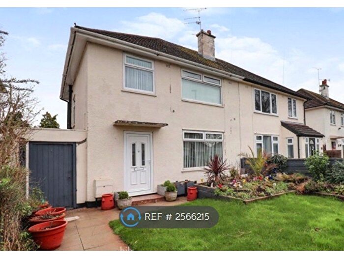 3 Bedroom Semi-Detached House To Rent In Lime Tree Avenue, Crewe, CW1