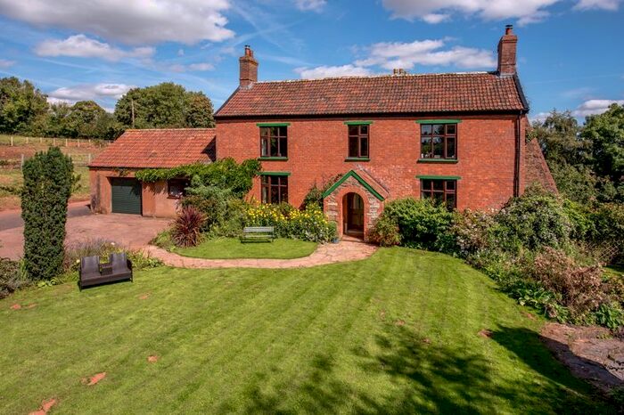 4 Bedroom Detached House For Sale In Standards, Broomfield, Bridgwater, TA5