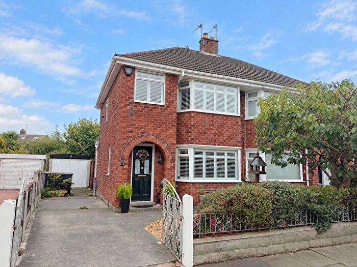 3 Bedroom Semi-Detached House For Sale In Highcroft Avenue, Bispham, Blackpool, FY2