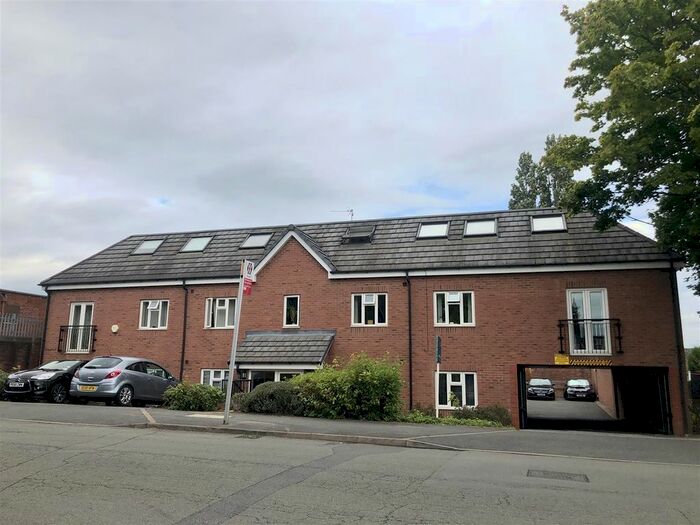 1 Bedroom Flat To Rent In Dillotford Avenue, Styvechale, Coventry, CV3