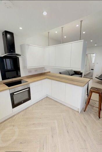 5 Bedroom Flat To Rent In Vermont Street, Hull HU5