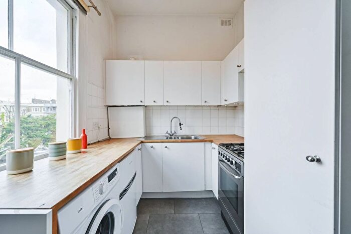 1 Bedroom Flat To Rent In Elgin Avenue, Maida Vale, London, W9