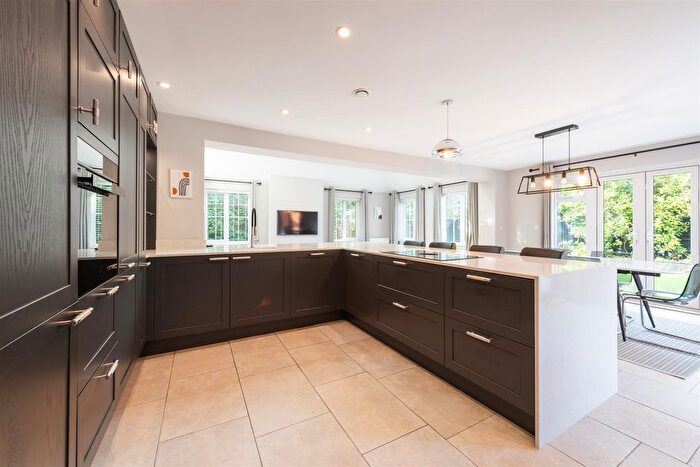 5 Bedroom Detached House For Sale In St. Phillips Grove, Bentley Heath, Solihull, B93