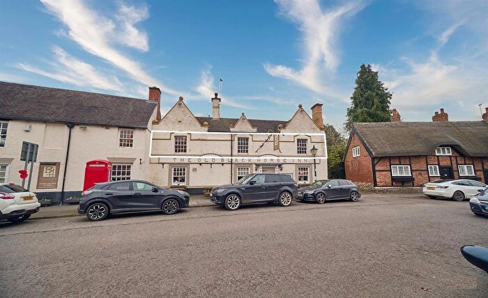 3 Bedroom Flat To Rent In Market Place, Market Bosworth, Nuneaton, CV13