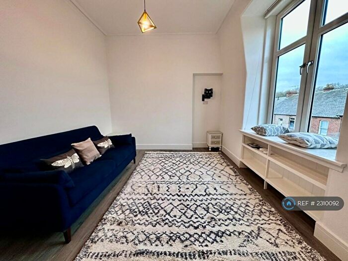 2 Bedroom Flat To Rent In Main Street, Winchburgh, Broxburn, EH52