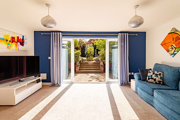 3 Bedroom Town House For Sale In Swaffham, Norfolk, PE37