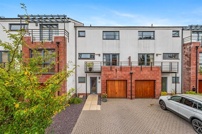 4 Bedroom Town House For Sale In Southbrae Gardens, Jordanhill, G13