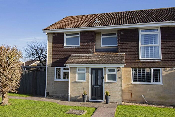 5 Bedroom Semi-Detached House For Sale In Bramley Drive, Frome, BA11