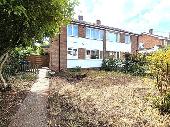 2 Bedroom Maisonette To Rent In Amberley Way, Streetly, Sutton Coldfield, B74