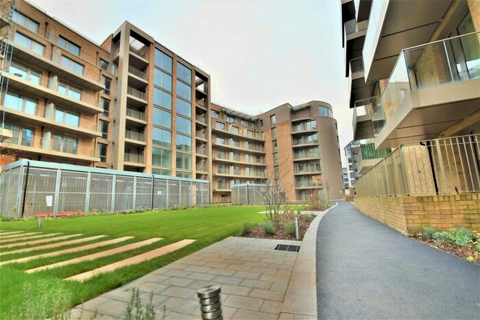 2 Bedroom Flat To Rent In Yardley Court, Garnet Place, West Drayton, UB7