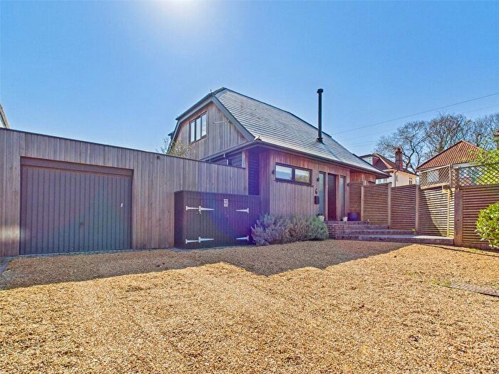 4 Bedroom Detached House For Sale In Elmsway, Bournemouth, Dorset, BH6