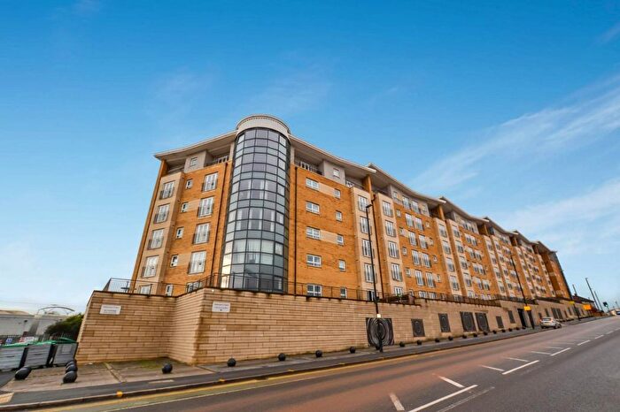 2 Bedroom Flat To Rent In Fusion, Middlewood Street, Salford, M5