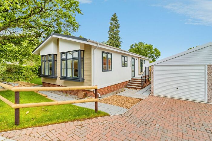 2 Bedroom Detached Bungalow For Sale In New Park, Bovey Tracey, Newton Abbot, TQ13