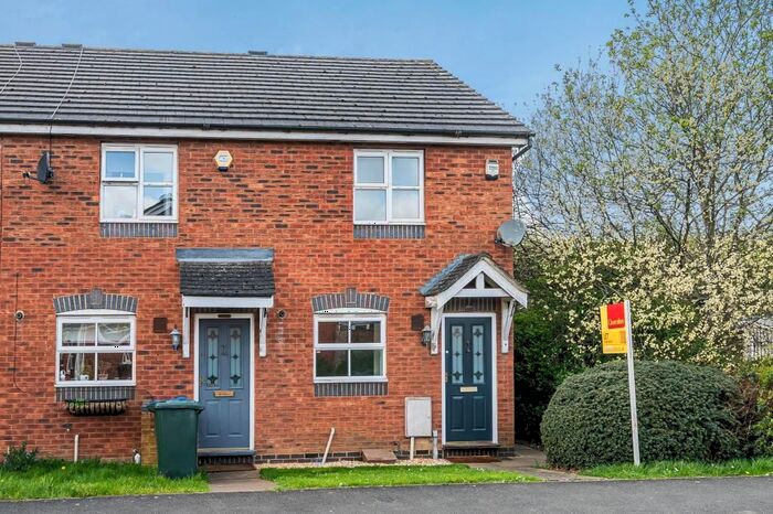 2 Bedroom End Of Terrace House To Rent In Banbury, Oxfordshire, OX16