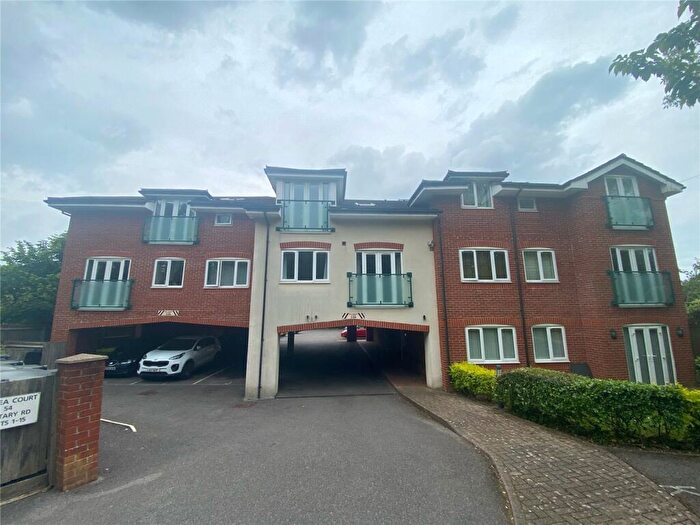 1 Bedroom Flat To Rent In Military Road, Gosport, Hampshire, PO12