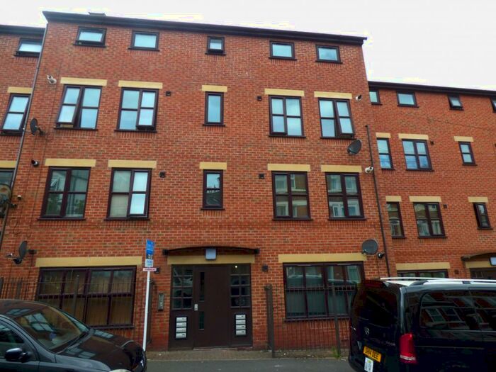 2 Bedroom Flat To Rent In The Yard, Sophie Road, NG7