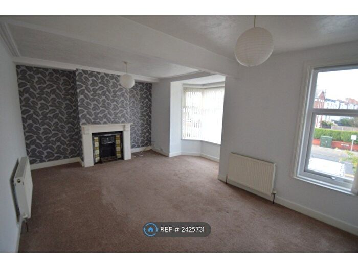 2 Bedroom Flat To Rent In Seabank Road, Southport, PR9