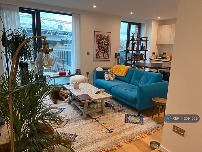 1 Bedroom Flat To Rent In Wild Flower Gardens, London, E3