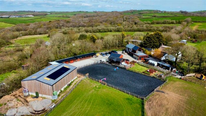 3 Bedroom Detached House For Sale In Marhamchurch, EX23