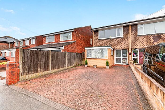 3 Bedroom Semi-Detached House For Sale In Mornington Road, Ashford, TW15