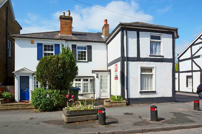 2 Bedroom Terraced House To Rent In St Marys Road, Weybridge, KT13