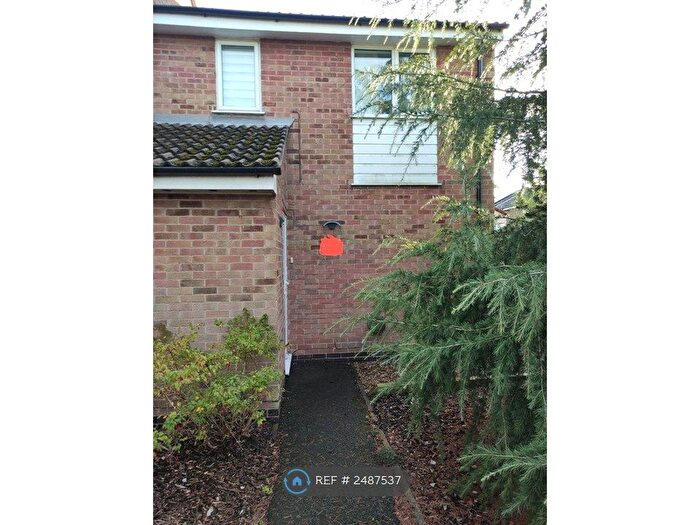 3 Bedroom Semi-Detached House To Rent In Hartness Road, Nottingham, NG11