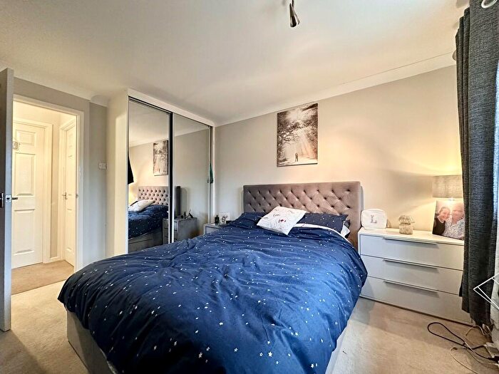 2 Bedroom Terraced House For Sale In Hogarth Close, Bradwell, NR31