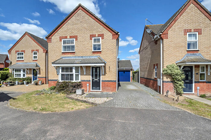 4 Bedroom Detached House To Rent In Leabrook Close, Bury St. Edmunds, IP32