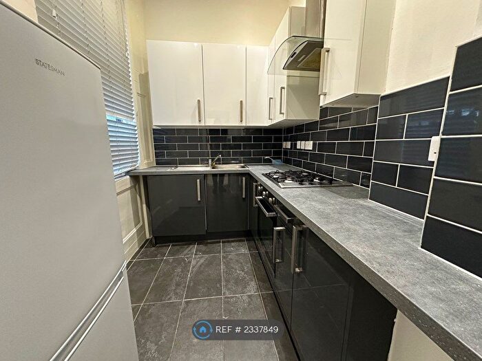 1 Bedroom Flat To Rent In Clapton Terrace, London, E5