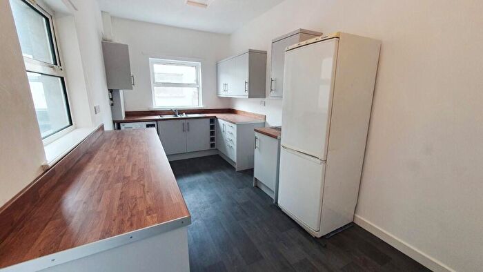 2 Bedroom House To Rent In Clifton Street, Cardiff, CF24