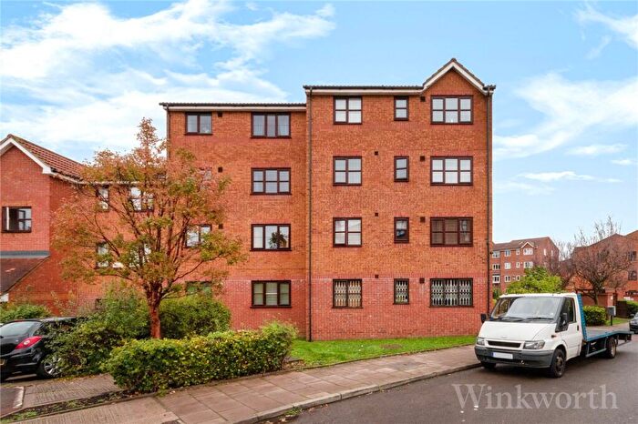 1 Bedroom Apartment To Rent In Tarplett House, John William Close, SE14