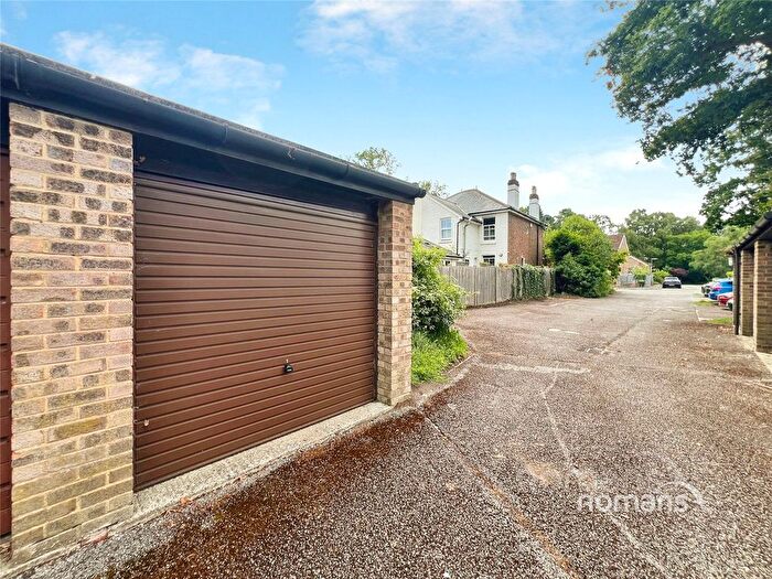 Garage / Parking To Rent In Alder Close, Ash Vale, Aldershot, GU12