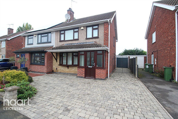 3 Bedroom Semi-Detached House To Rent In Olympic Close, Leicester, LE3