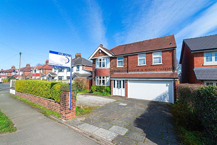 5 Bedroom Detached House For Sale In London Road, Appleton, Warrington, WA4