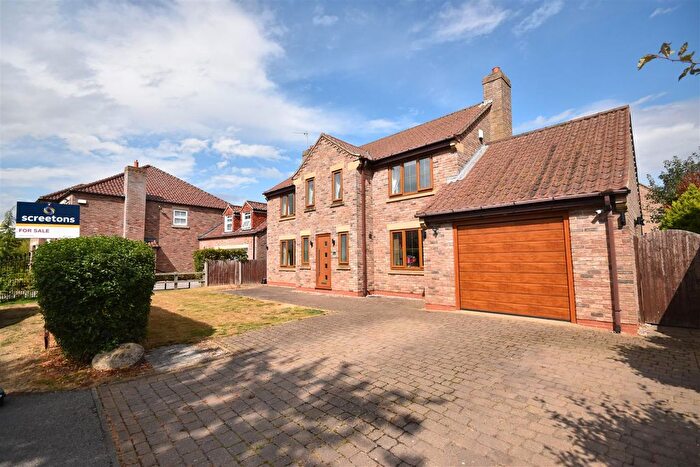 4 Bedroom Detached House For Sale In High Street, Hook, Goole, DN14