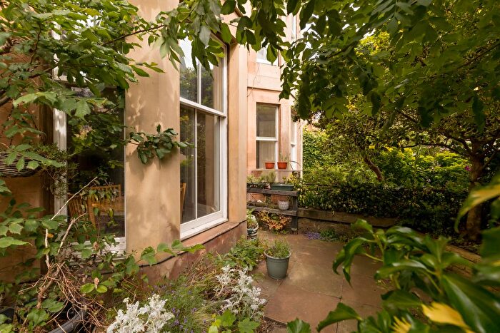 2 Bedroom Flat For Sale In Gfr, Sciennes Road, Marchmont, Edinburgh, EH9
