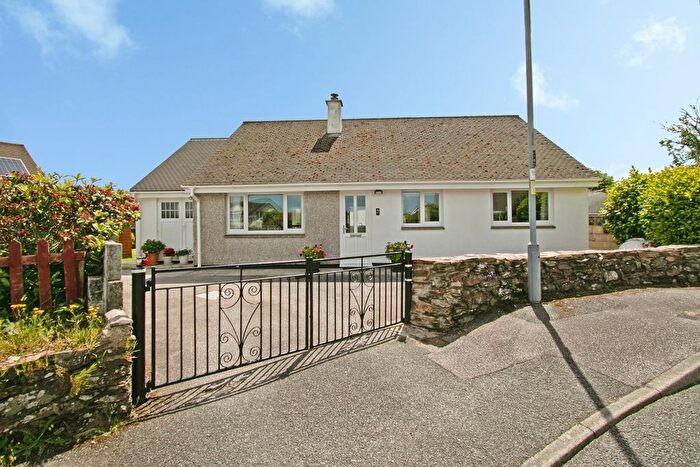 3 Bedroom Bungalow For Sale In Rose Meadow, Stithians, Truro, Cornwall, TR3