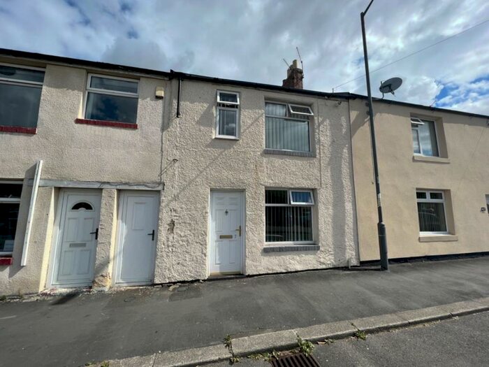 2 Bedroom Terraced House To Rent In Belles Ville, Gilesgate, Durham, DH1