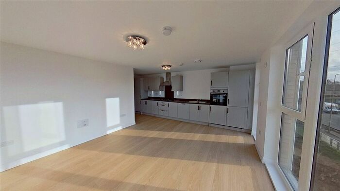 2 Bedroom Flat To Rent In Cunningham Square, Edinburgh, EH15