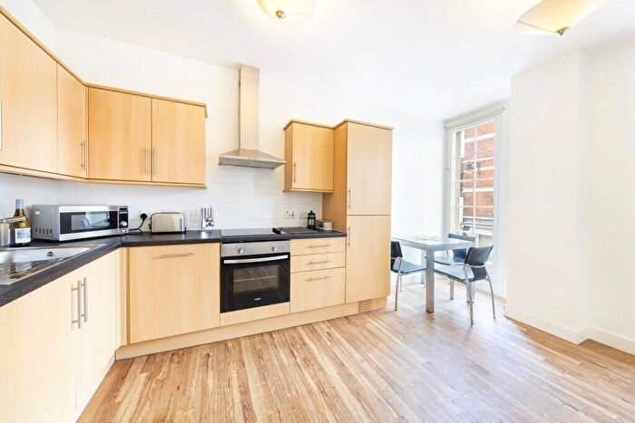 4 Bedroom Flat To Rent In Princess Victoria Street, Bristol, BS8