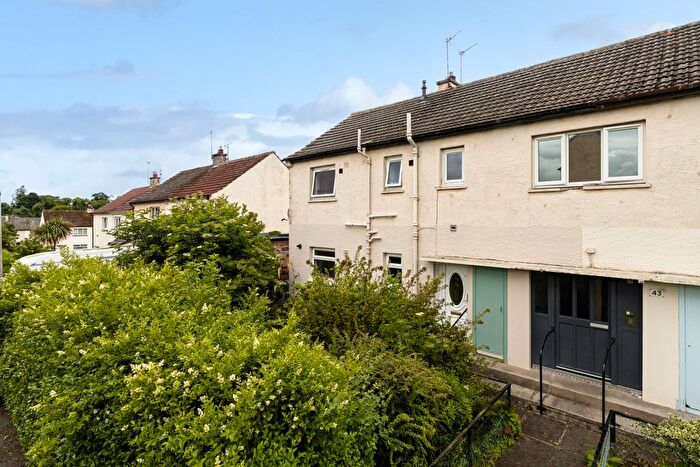1 Bedroom Flat For Sale In Gracemount Square, Edinburgh, EH16
