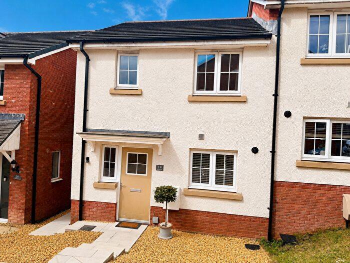 2 Bedroom Property For Sale In Highfields, Tonyrefail, Porth, CF39