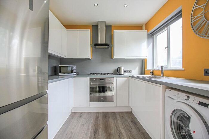 2 Bedroom House For Sale In Acacia Road, Merryoak, SO19