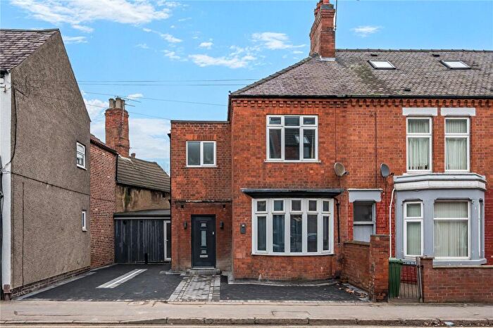 3 Bedroom End Of Terrace House For Sale In Nottingham Road, Loughborough, Leicestershire, LE11