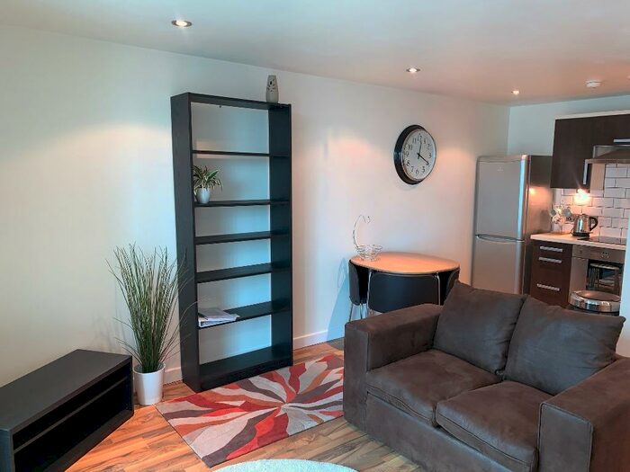 1 Bedroom Apartment To Rent In Solly Street, City Centre, Sheffield, S1