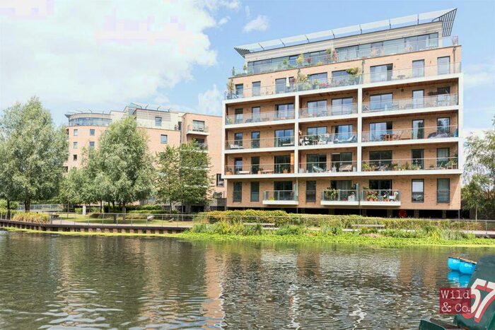 2 Bedroom Flat To Rent In Copper Court, Essex Wharf, London, E5