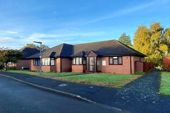 2 Bedroom Bungalow To Rent In Willow Bank Close, Pershore, WR10